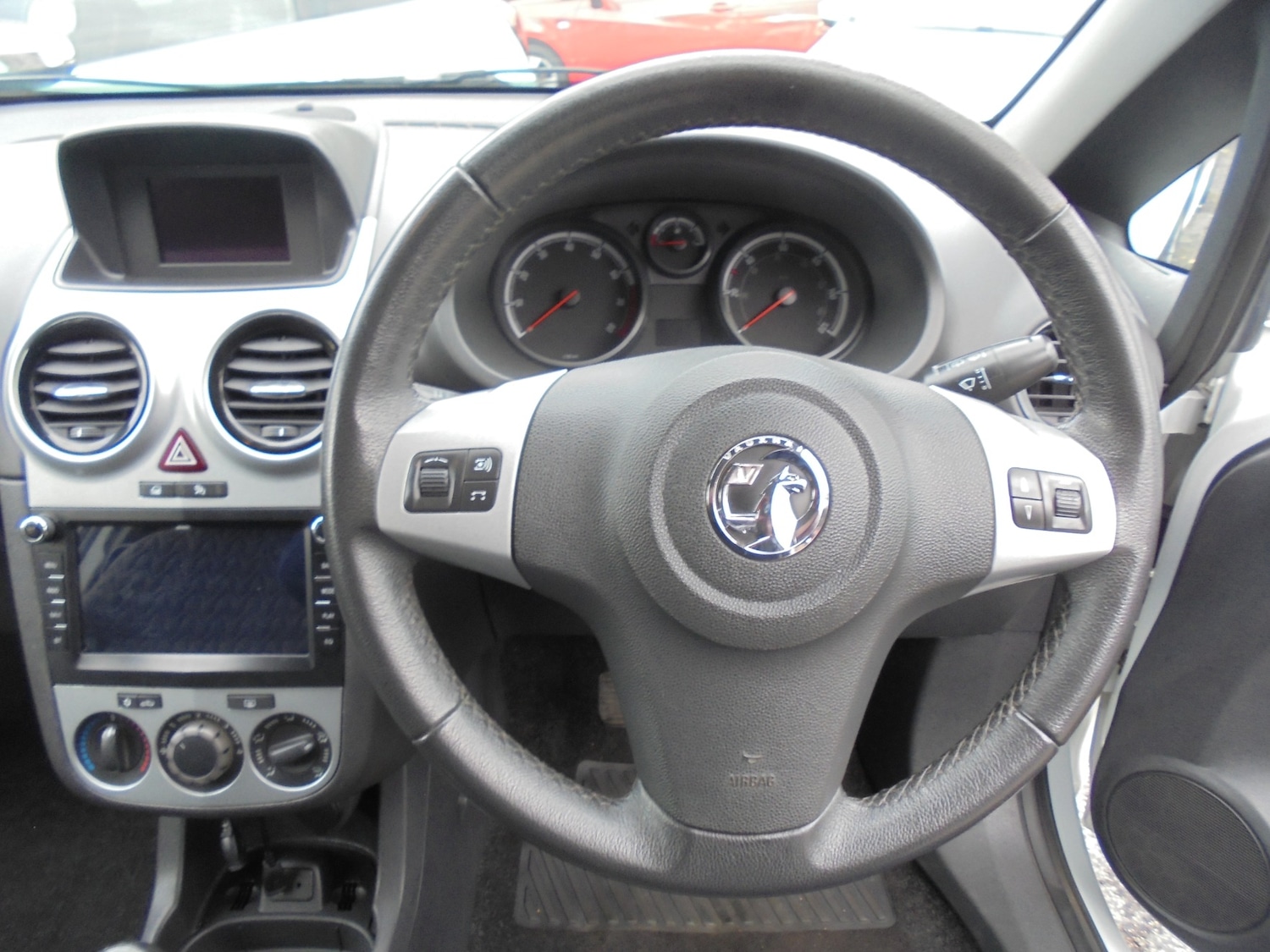 Used Vauxhall Corsa 2013 for sale - 76170548: Photo 4