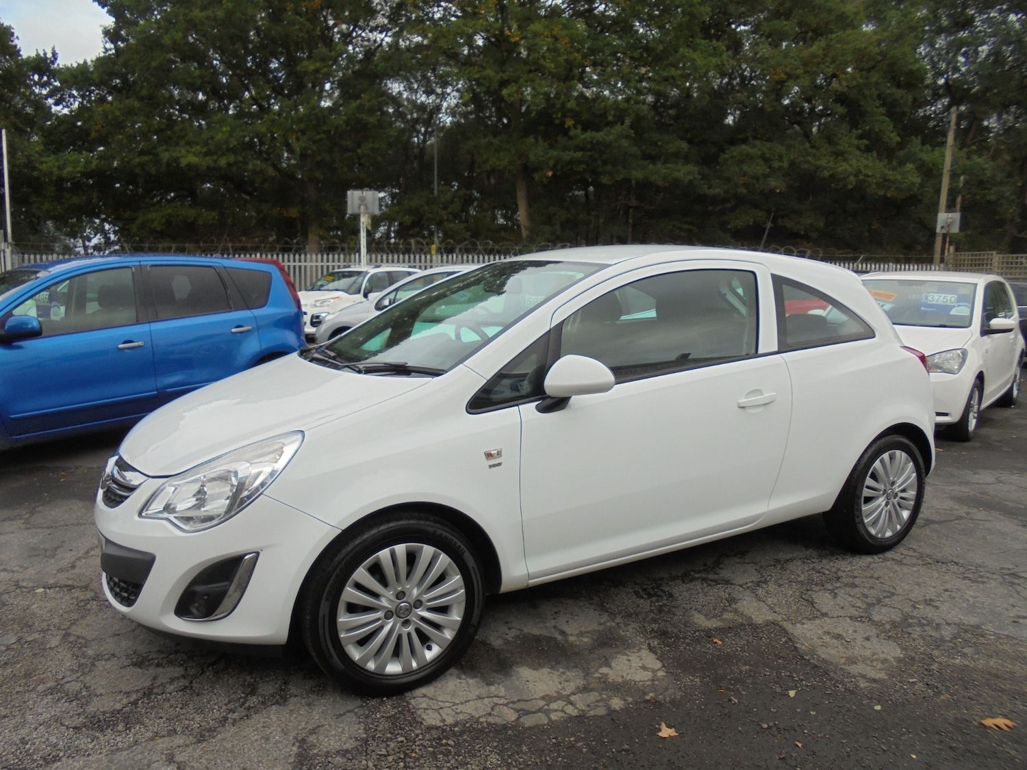 Used Vauxhall Corsa 2013 for sale - 76170548: Photo 7