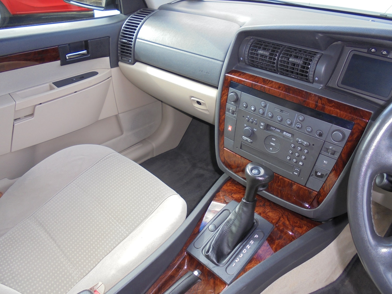 Used Vauxhall Omega 2001 for sale - 77846779: Photo 6