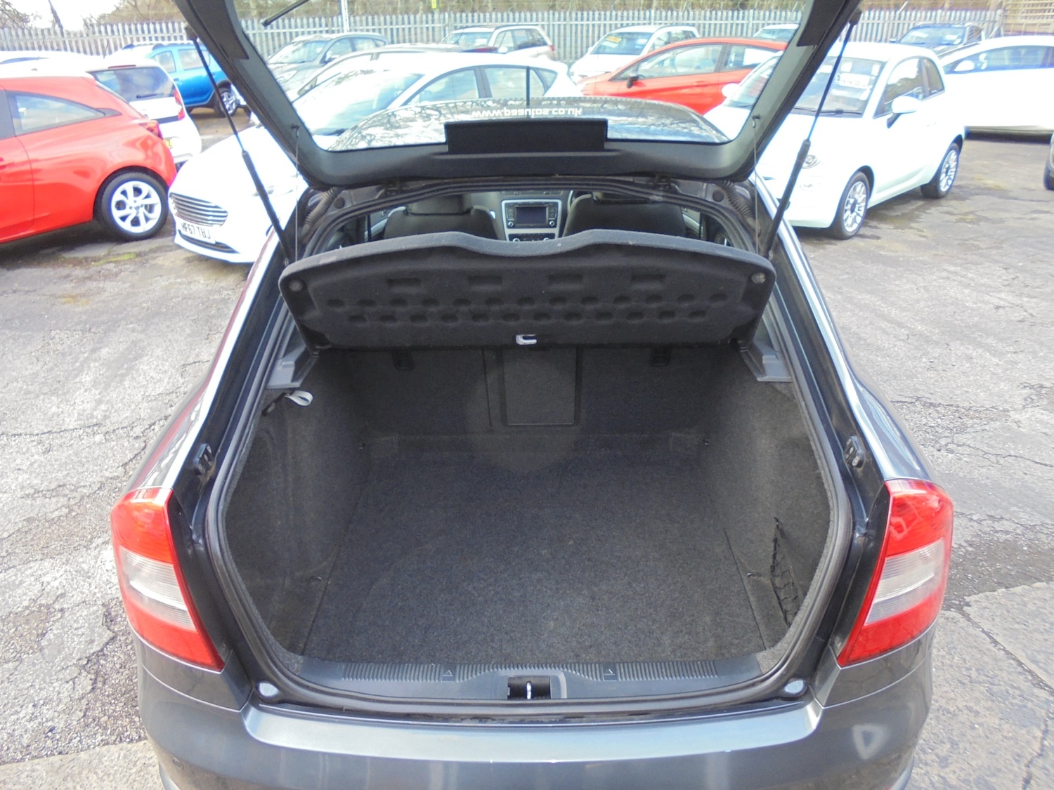 Used Skoda Octavia 2012 for sale - 77873712: Photo 16