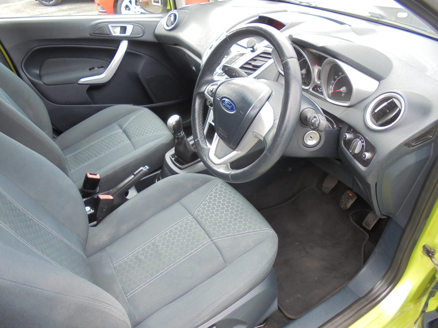 Used Ford Fiesta 2012 for sale - 78133438: Photo 2