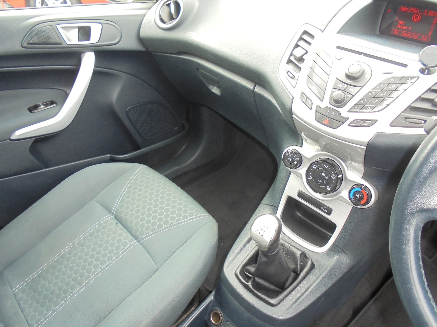 Used Ford Fiesta 2012 for sale - 78133438: Photo 6