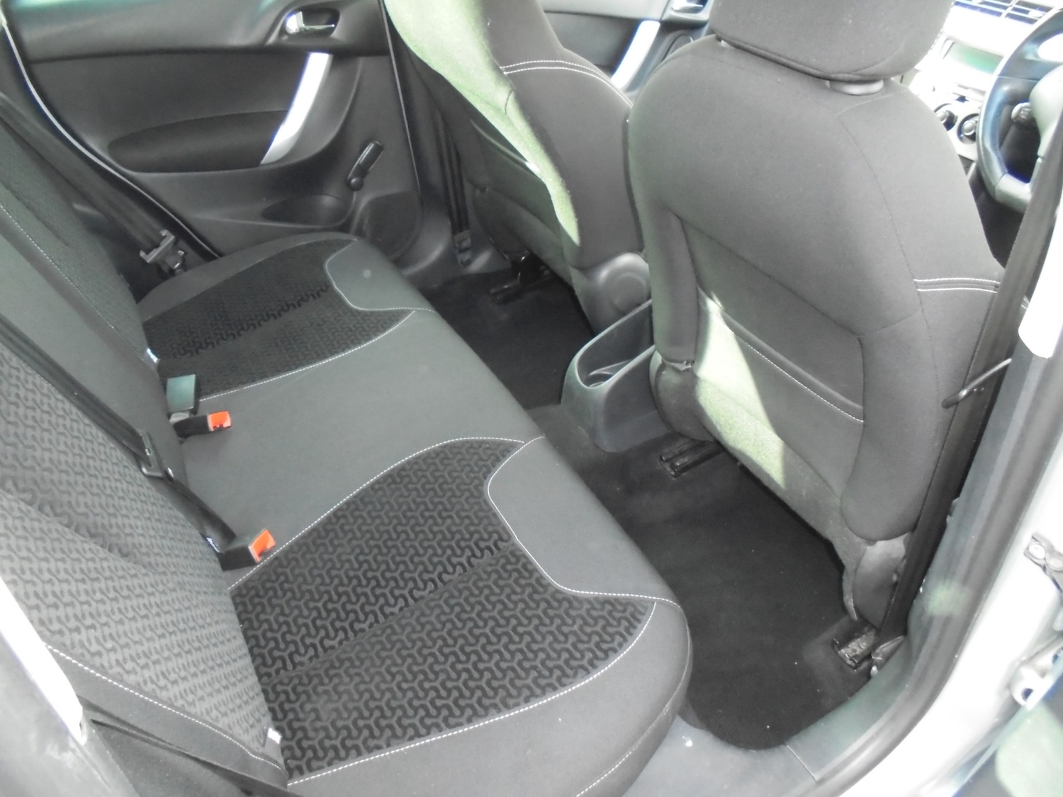 Used Citroen C3 2011 for sale - 76365232: Photo 15