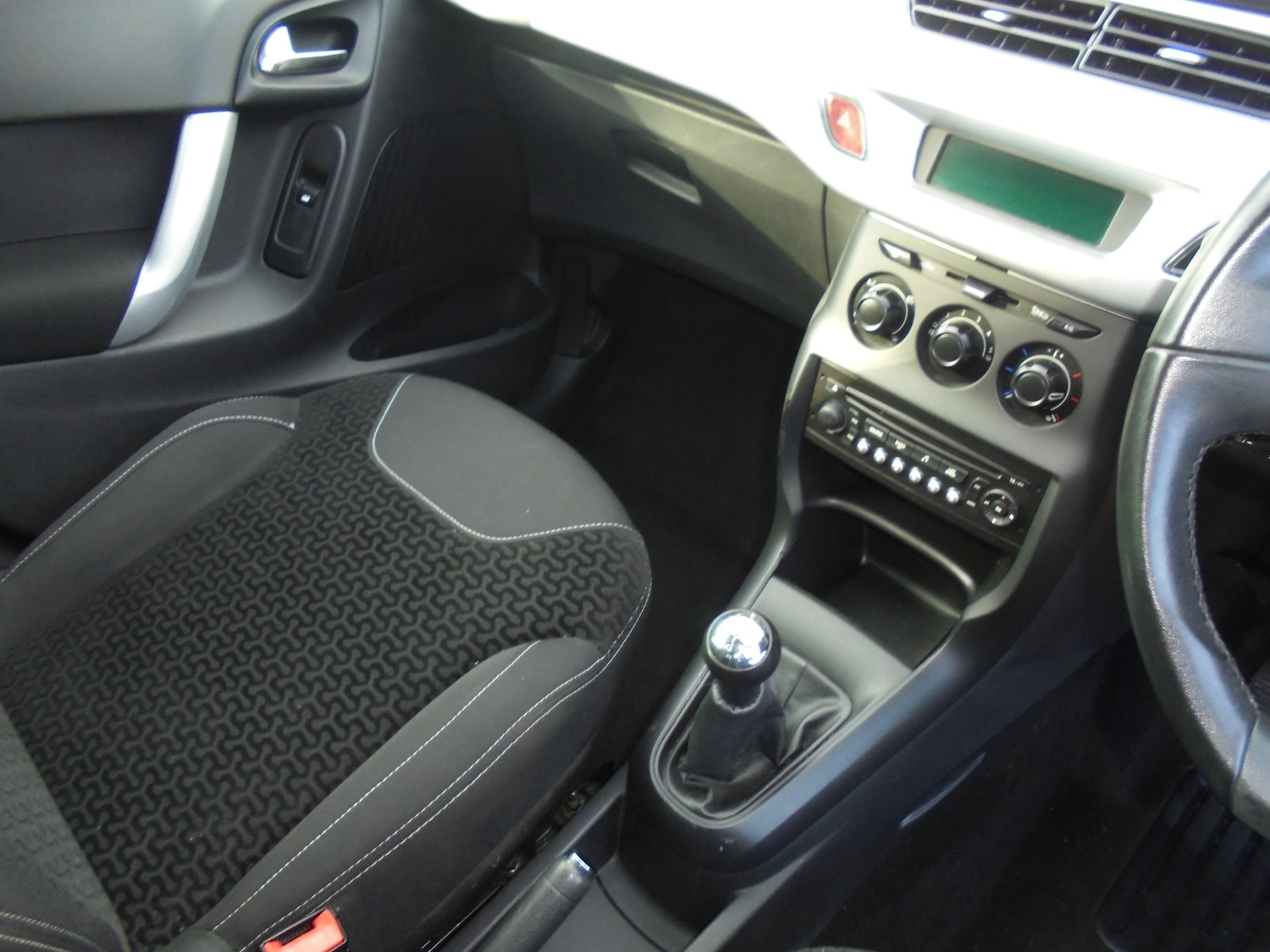 Used Citroen C3 2011 for sale - 76365232: Photo 6