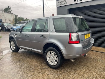 Used Land Rover Freelander 2011 for sale - 76723950: Photo