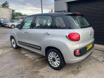 Used Fiat 500L 2013 for sale - 76616682: Photo