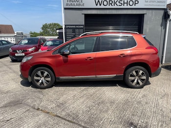 Used Peugeot 2008 2015 for sale - 79295511: Photo