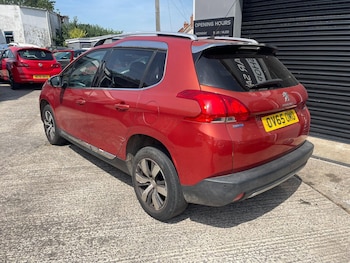Used Peugeot 2008 2015 for sale - 79295511: Photo