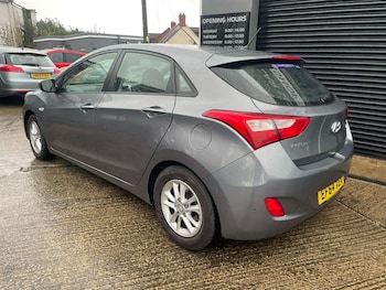 Used Hyundai i30 2014 for sale - 77211318: Photo