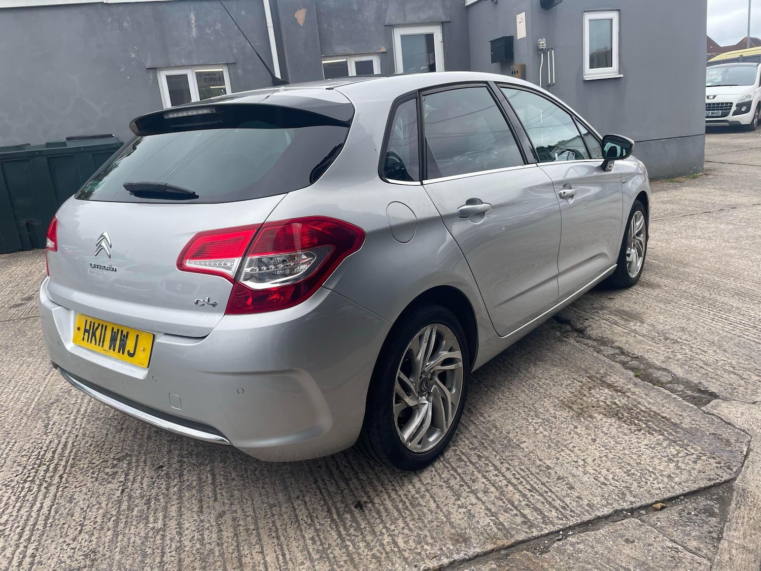 Used Citroen C4 2011 for sale - 74090408: Photo 4