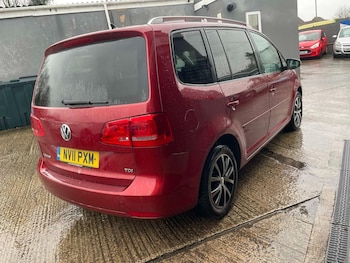 Used Volkswagen Touran 2011 for sale - 77013828: Photo