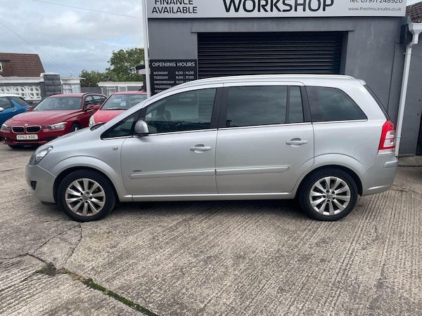 Used Vauxhall Zafira 2013 for sale - 75735932: Photo 2