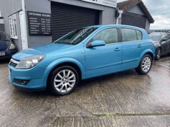 2004 (54) - 1.6i 16V Design 5dr
