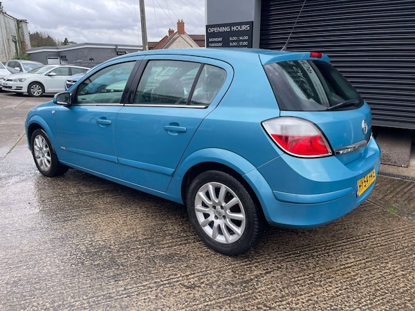 Used Vauxhall Astra 2004 for sale - 74984949: Photo 3