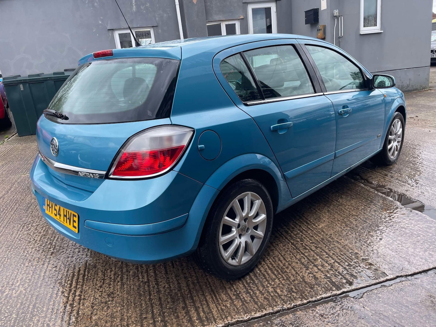 Vehicle 4