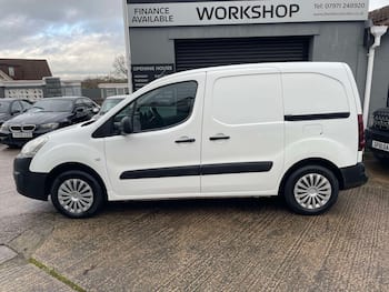Used Peugeot Partner 2017 for sale - 79721744: Photo