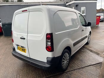 Used Peugeot Partner 2017 for sale - 79721744: Photo