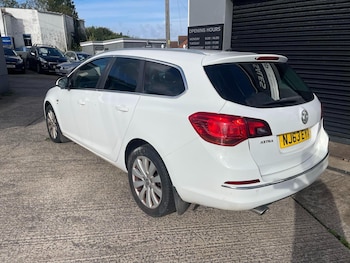 Used Vauxhall Astra 2013 for sale - 76310174: Photo