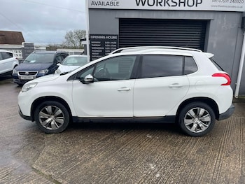 Used Peugeot 2008 2014 for sale - 77403526: Photo