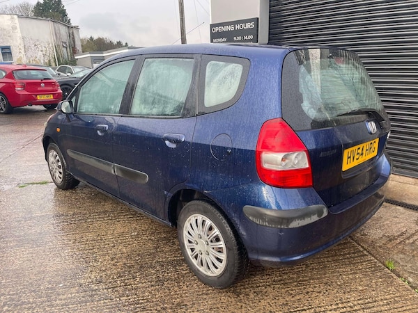 Used Honda Jazz 2004 for sale - 72942396: Photo 3