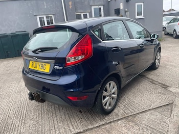 Used Ford Fiesta 2011 for sale - 78095525: Photo