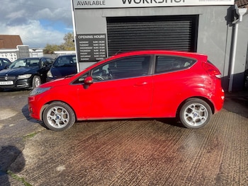 Used Ford Fiesta 2012 for sale - 76429320: Photo
