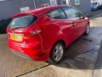 Used Ford Fiesta 2012 for sale - 76429320: Photo