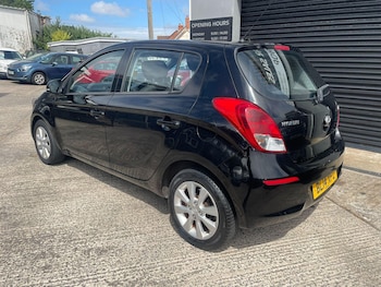 Used Hyundai i20 2014 for sale - 79295516: Photo