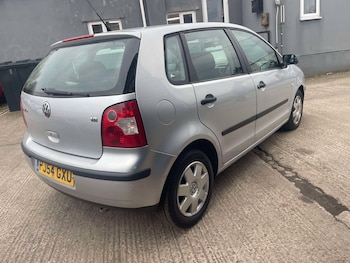 Used Volkswagen Polo 2004 for sale - 75406103: Photo
