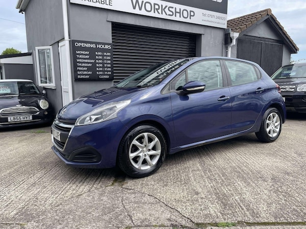 Used Peugeot 208 2017 for sale - 75016259: Photo 1