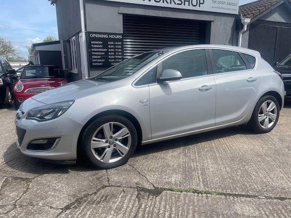 Used Vauxhall Astra 2013 for sale - 70999515: Photo 1