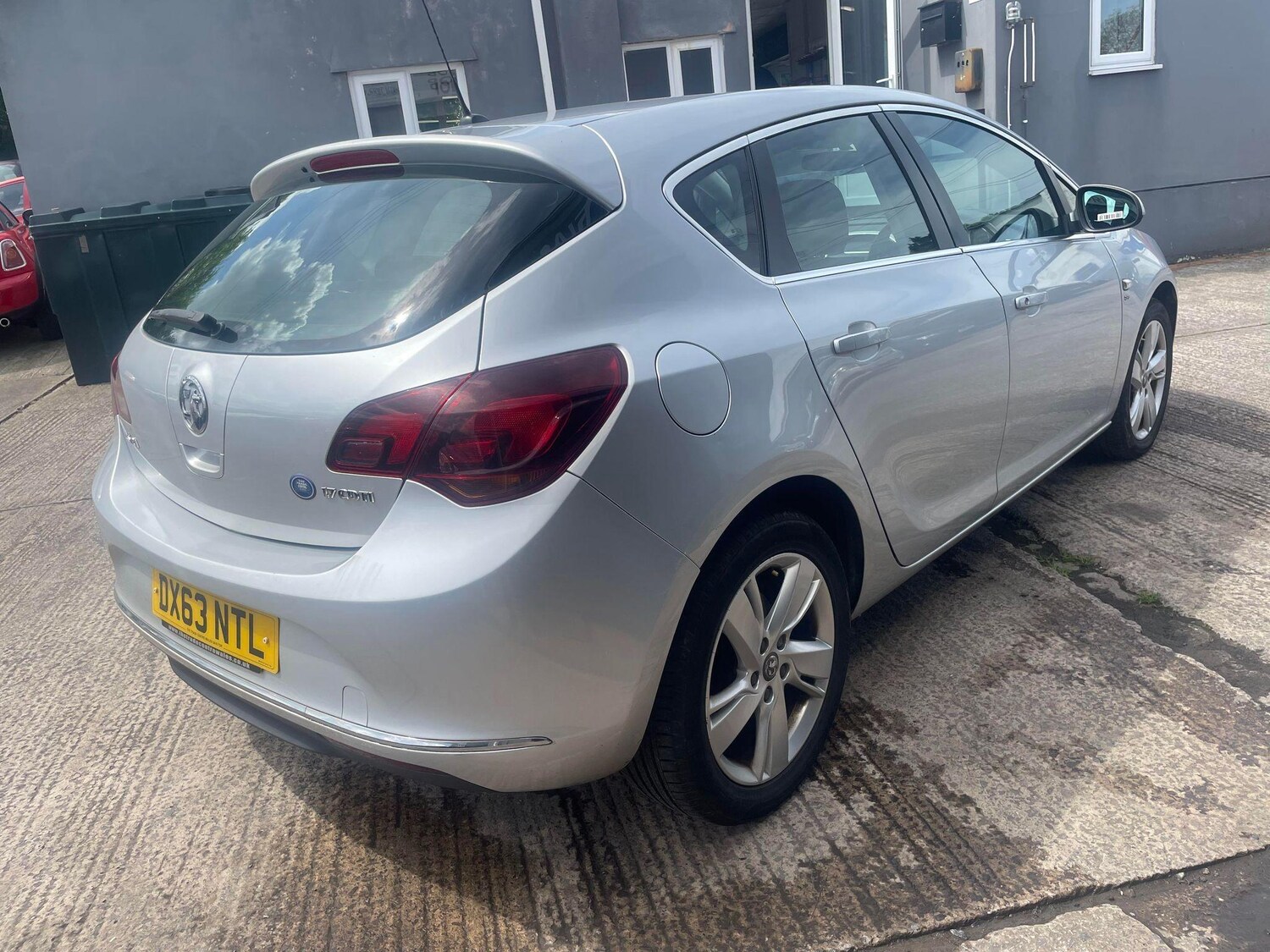 Vehicle 4