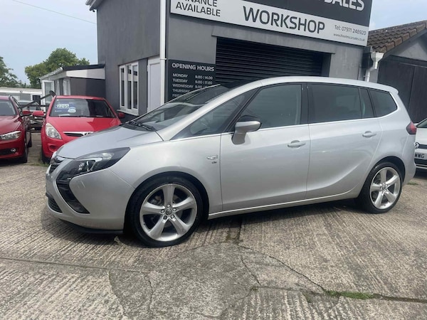 Used Vauxhall Zafira Tourer 2015 for sale - 75456222: Photo 1