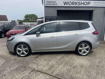 Used Vauxhall Zafira Tourer 2015 for sale - 75456222: Photo