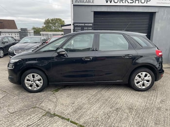 Used Citroen C4 Picasso 2014 for sale - 76266201: Photo