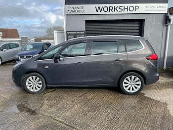 Used Vauxhall Zafira Tourer 2015 for sale - 77533628: Photo