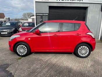 Used Suzuki Swift 2013 for sale - 77983617: Photo