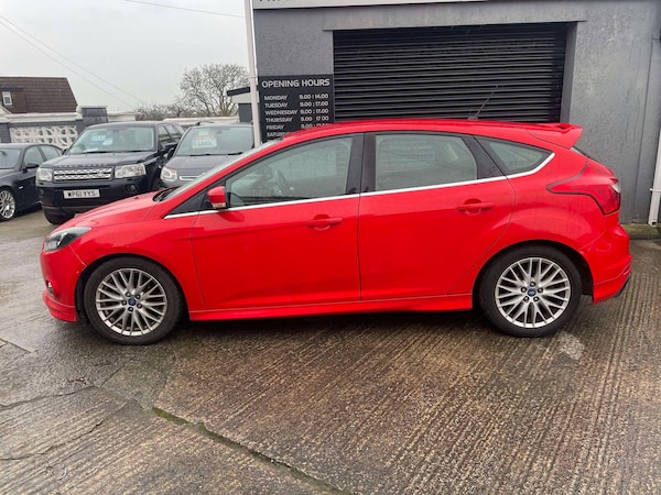 Used Ford Focus 2013 for sale - 73674822: Photo 2
