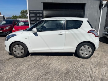 Used Suzuki Swift 2012 for sale - 79460533: Photo