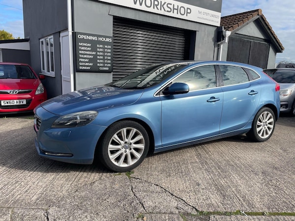 Used Volvo V40 2014 for sale - 76298962: Photo 1