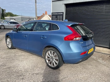 Used Volvo V40 2014 for sale - 76298962: Photo 3