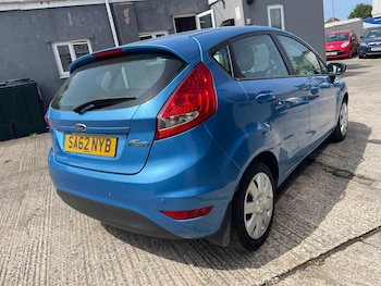 Used Ford Fiesta 2012 for sale - 79275399: Photo