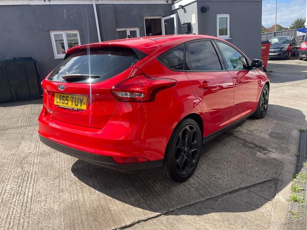 Used Ford Focus 2015 for sale - 68230782: Photo 4