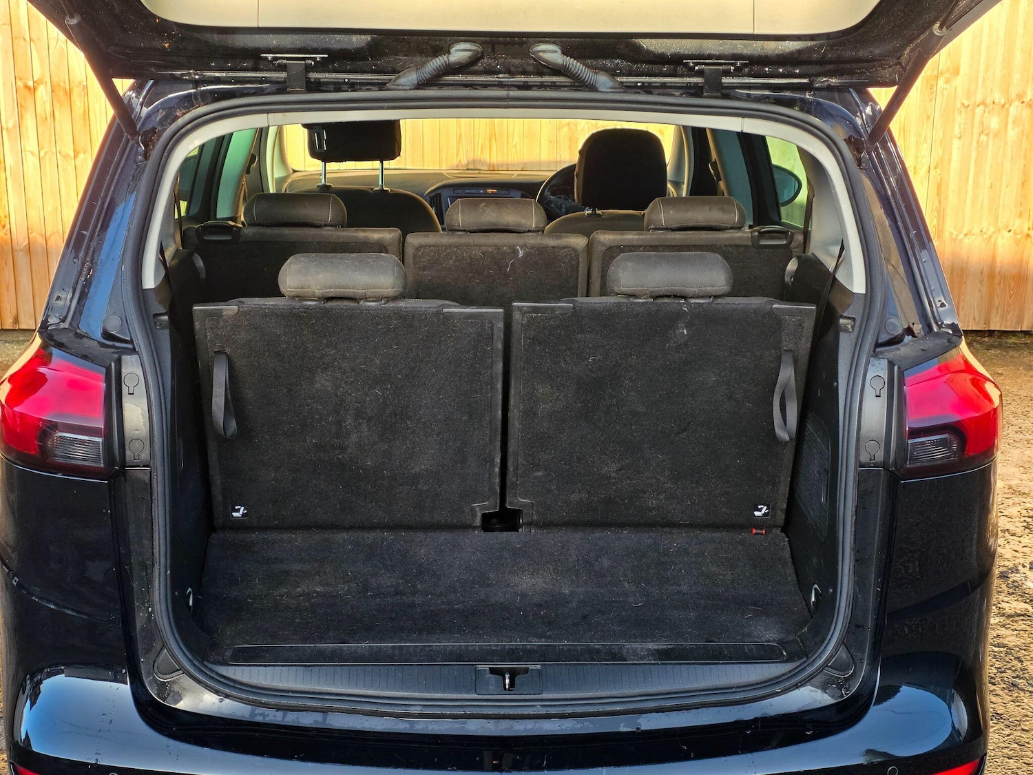 Used Vauxhall Zafira 2017 for sale - 77021295: Photo 44