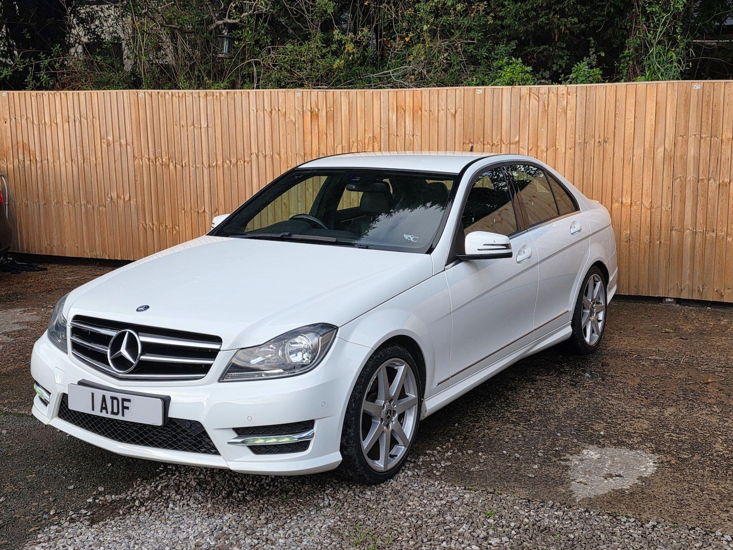 Used Mercedes-Benz C Class 2014 for sale - 76992927: Photo 16
