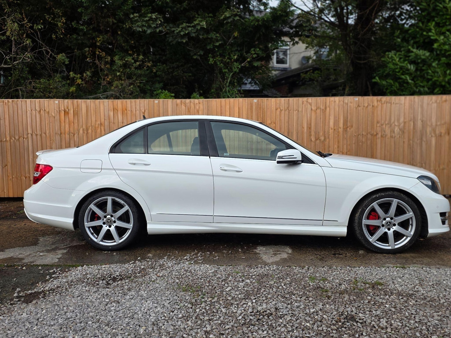 Used Mercedes-Benz C Class 2014 for sale - 76992927: Photo 32