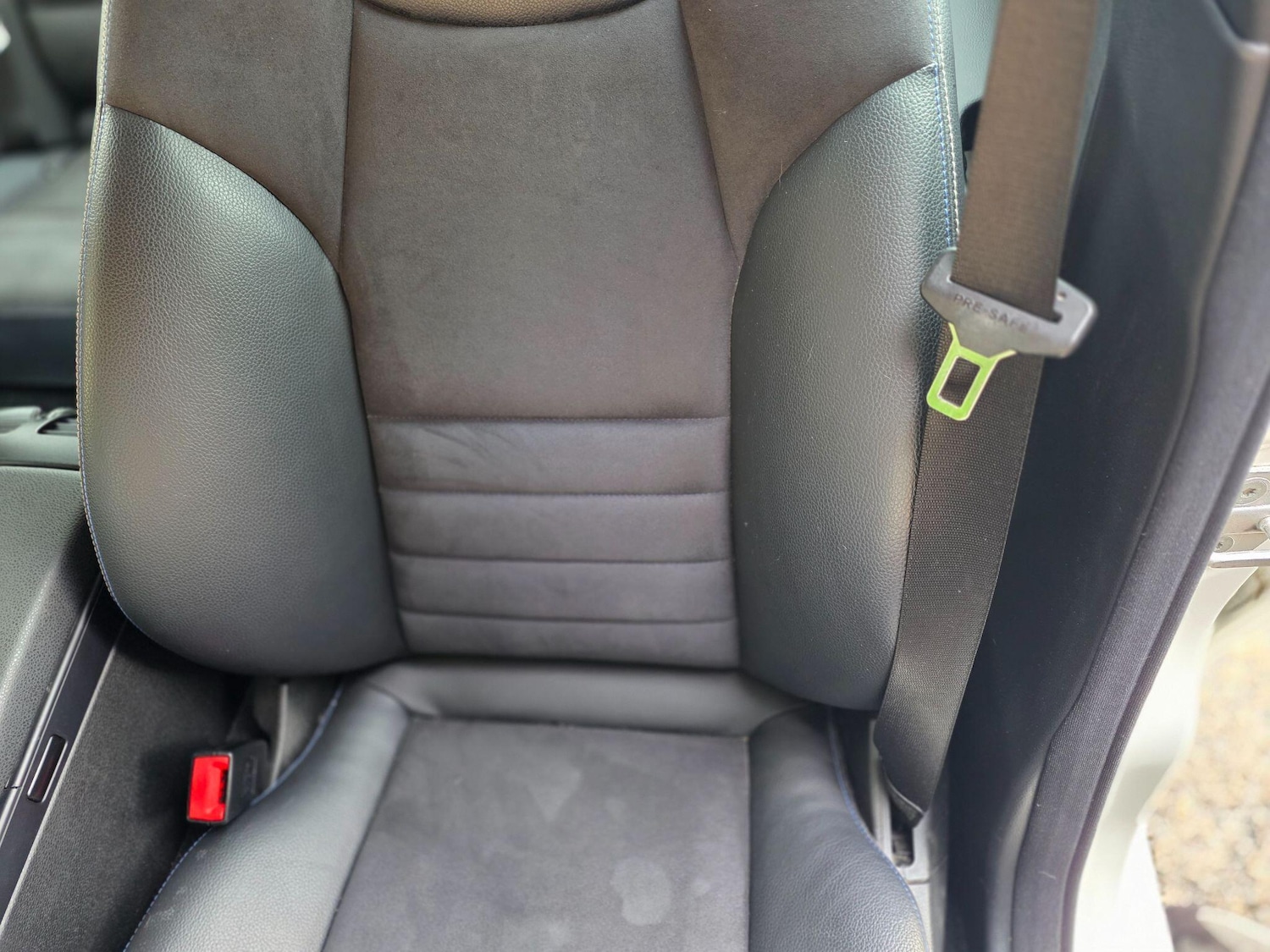 Used Mercedes-Benz C Class 2014 for sale - 76992927: Photo 42