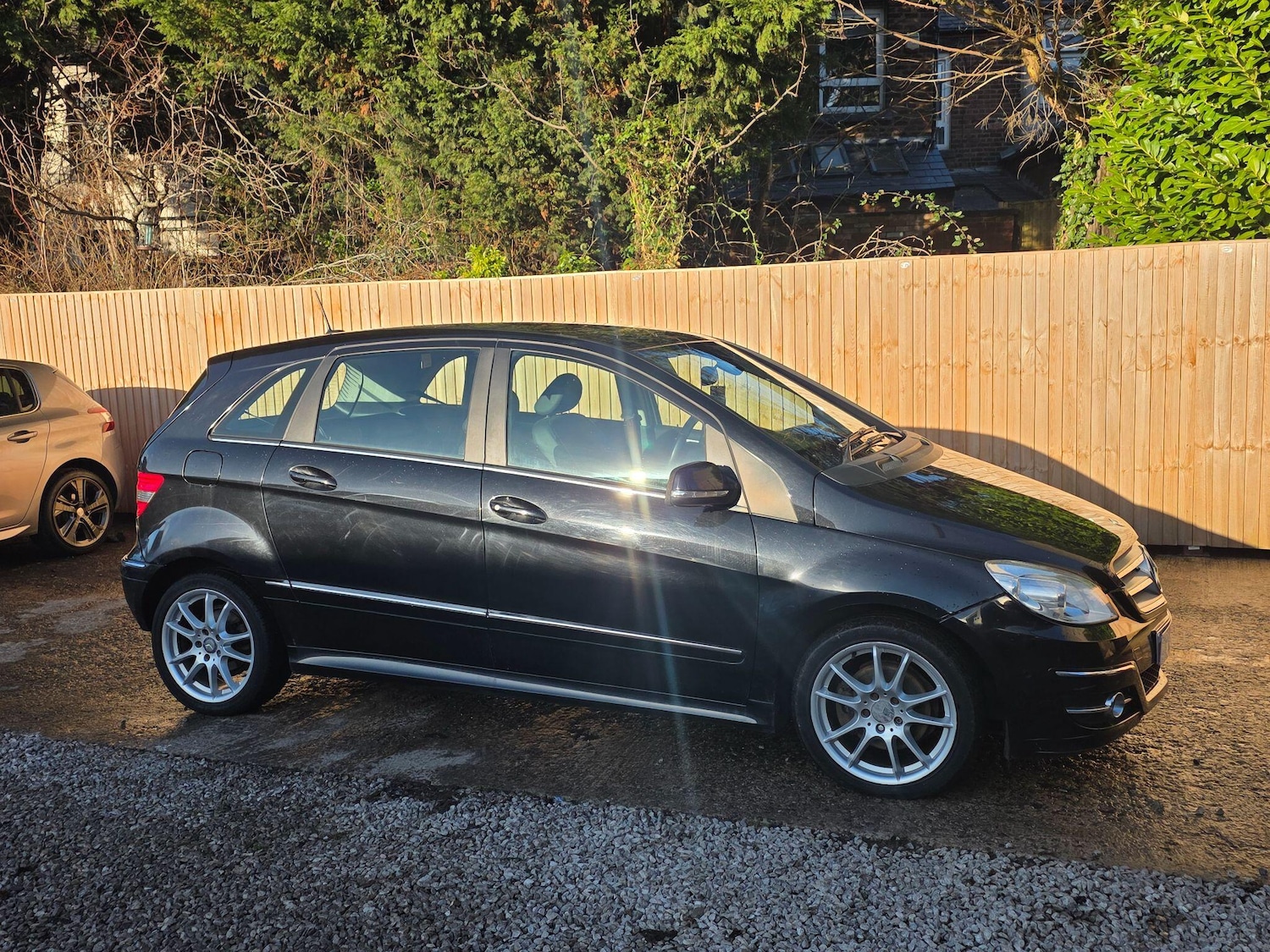 Used Mercedes-Benz B Class 2009 for sale - 77242789: Photo 25