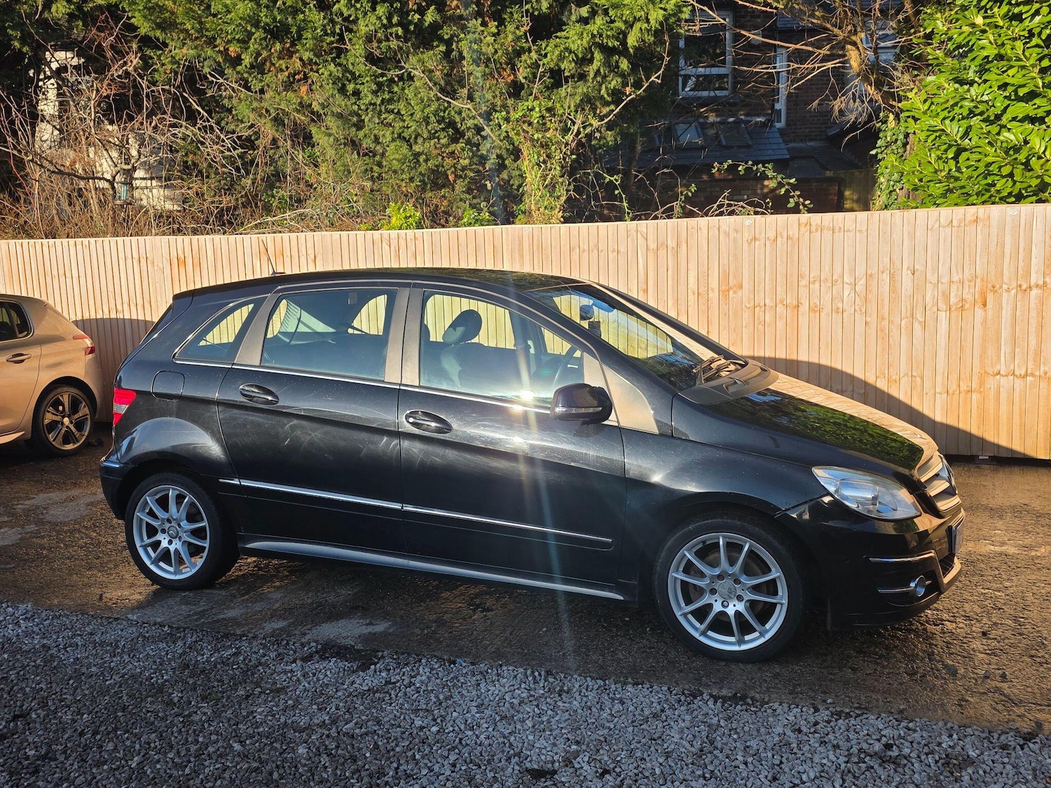 Used Mercedes-Benz B Class 2009 for sale - 77242789: Photo 26