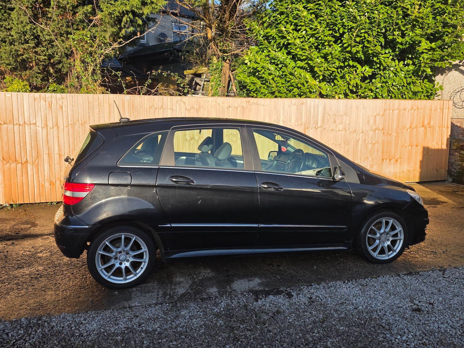 Used Mercedes-Benz B Class 2009 for sale - 77242789: Photo 28